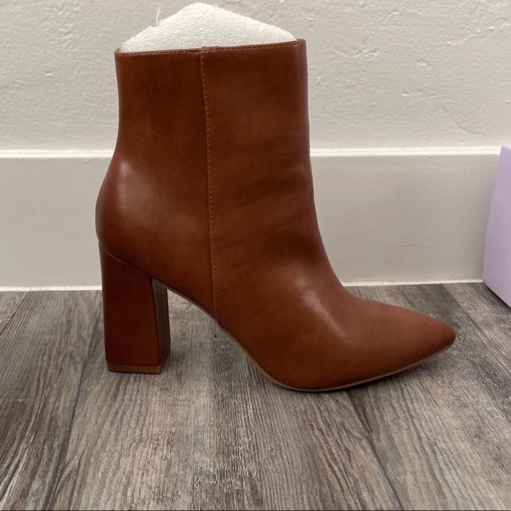 NEW Madden Girl Tan Boots Size 7